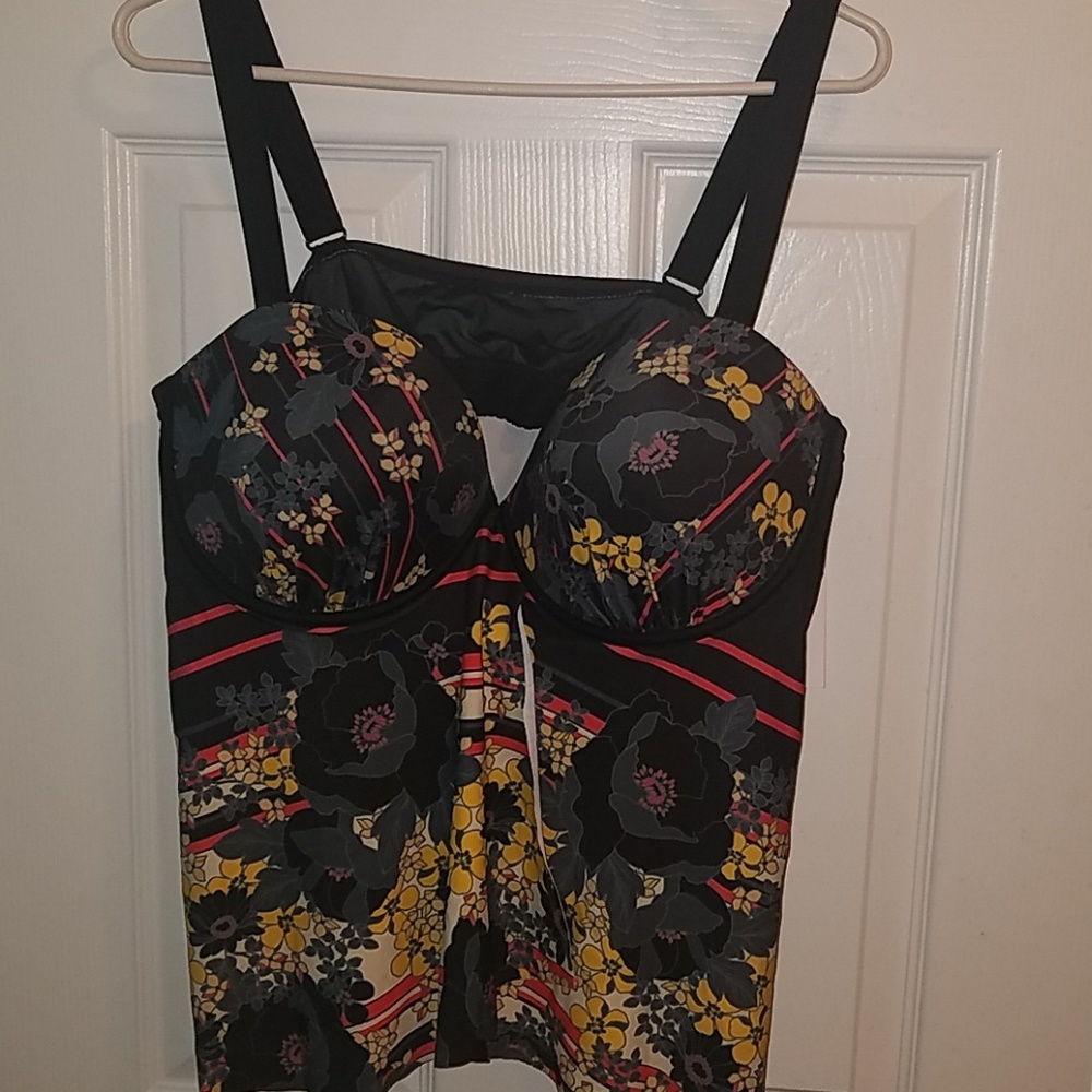 Brand new with tags tankini top